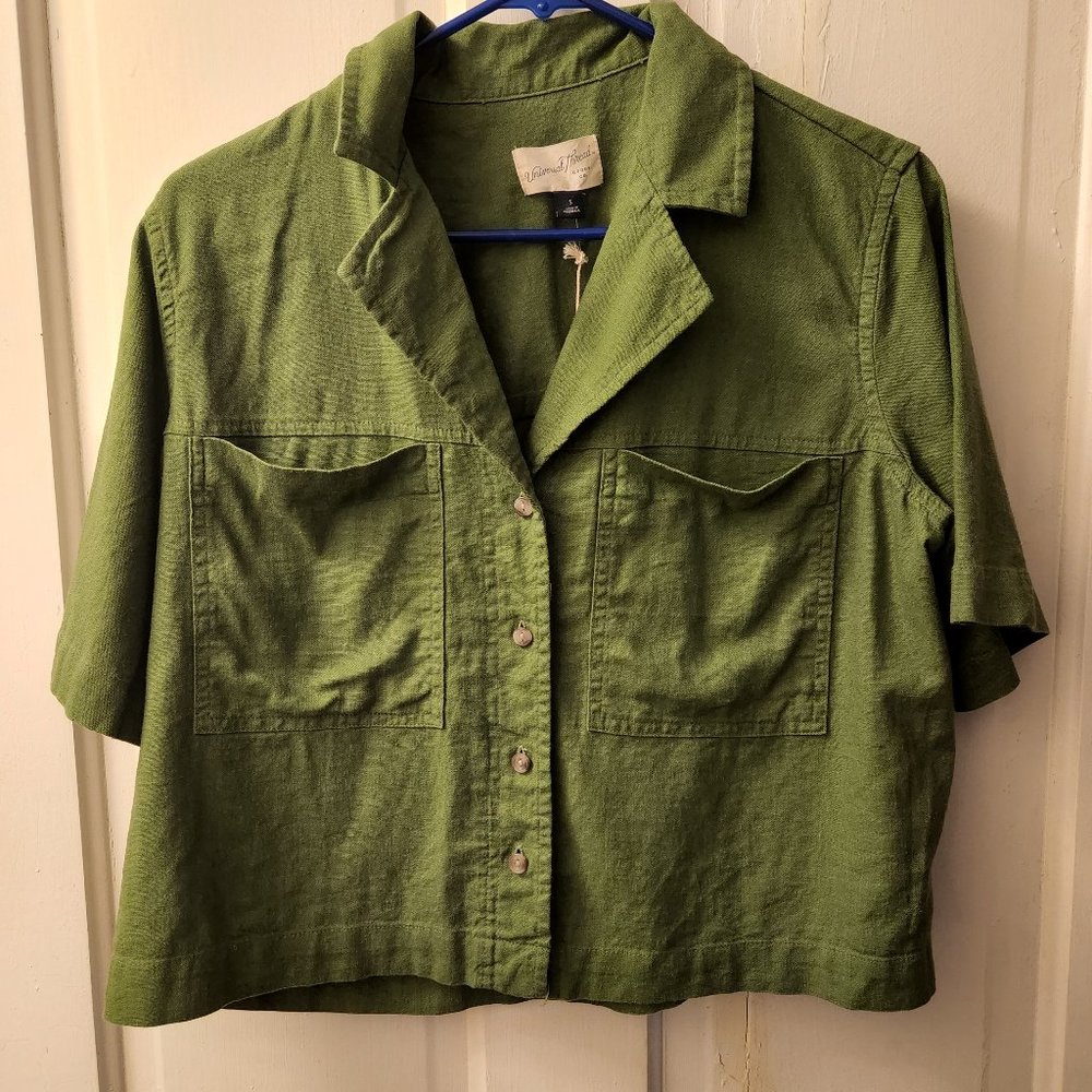 Linen-Blend Green Button Down